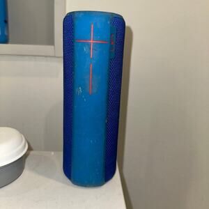 Ultimate Ears Boom 2 Bluetooth Speaker